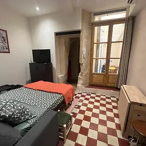 Appartement L'arlstudio Centre-ville, Arles