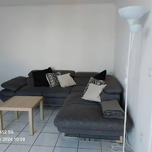 T3 A 10 Min Orly Avec Jardin Privee - Arrivee Autonome , Athis-Mons France